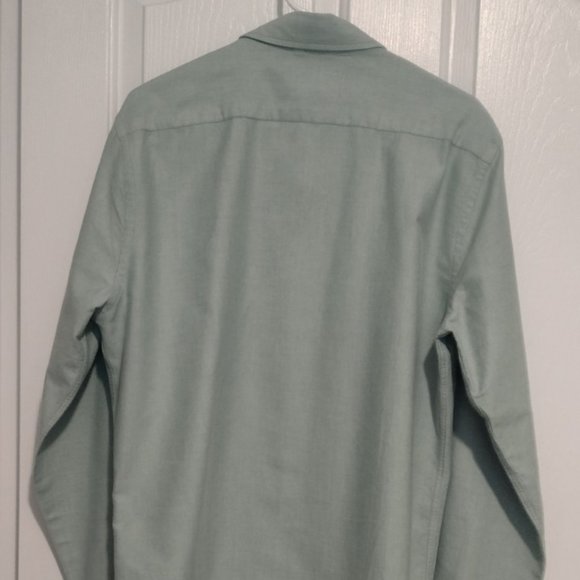 Express Men's Slim Soft Wash Oxford Long Sleeve Shirt - Picture 3 of 6